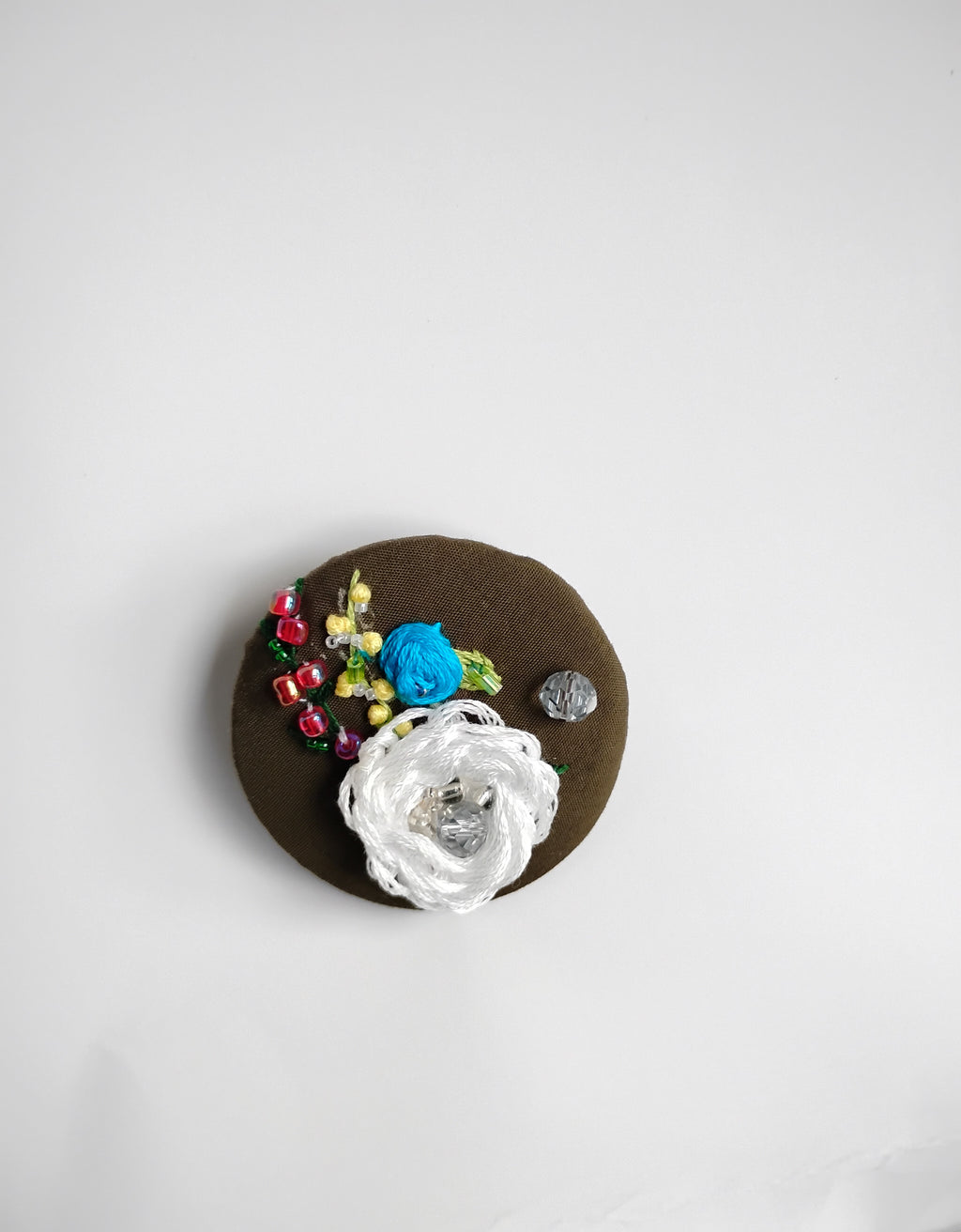 white flower brooch 002- Handcrafted Statement Jewelry