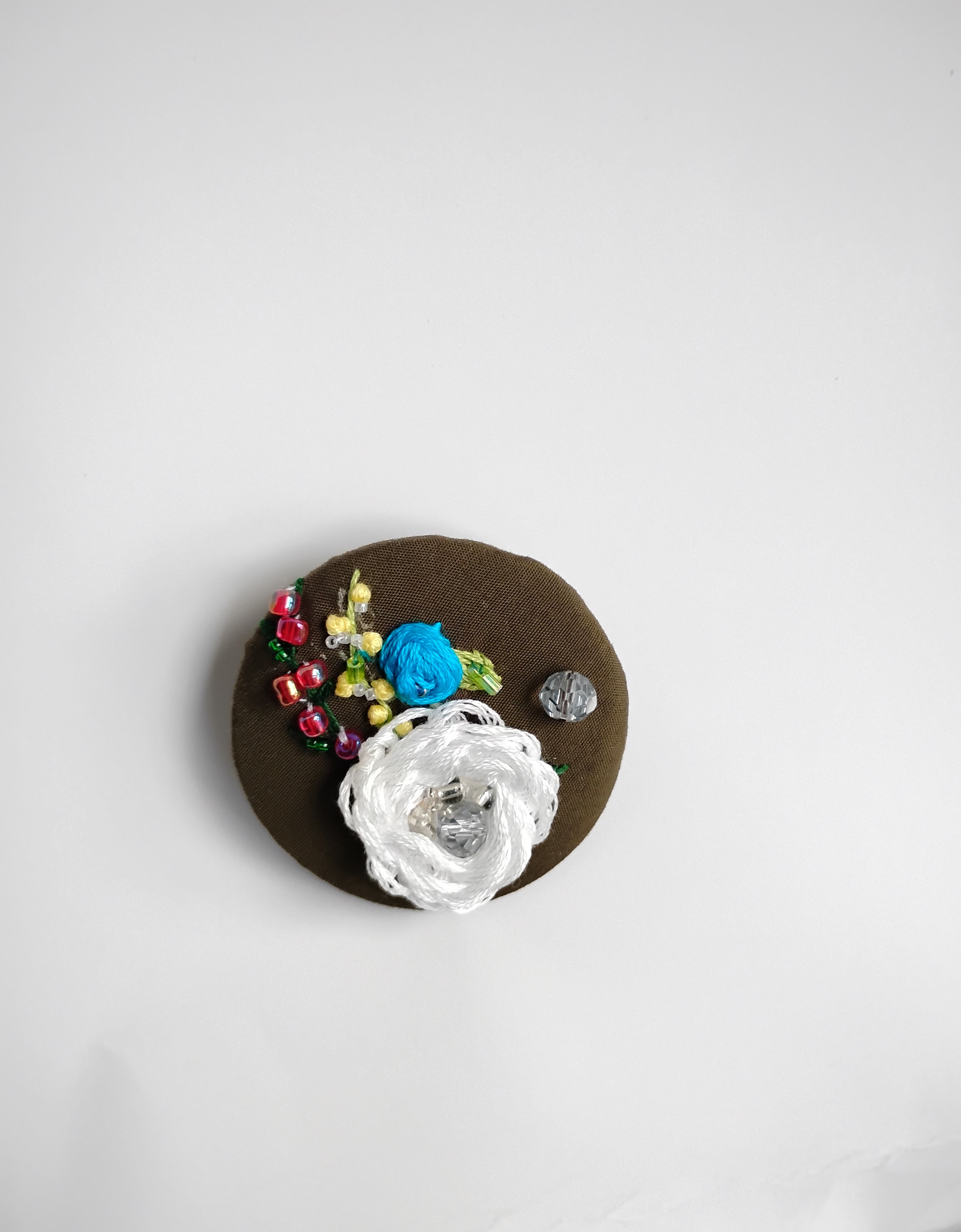 white flower brooch 002- Handcrafted Statement Jewelry