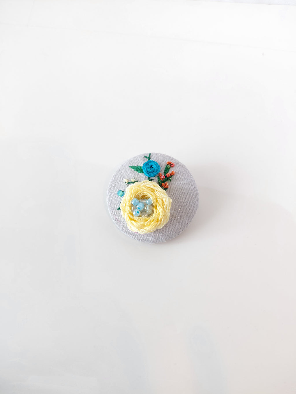 yellow flower brooch 058