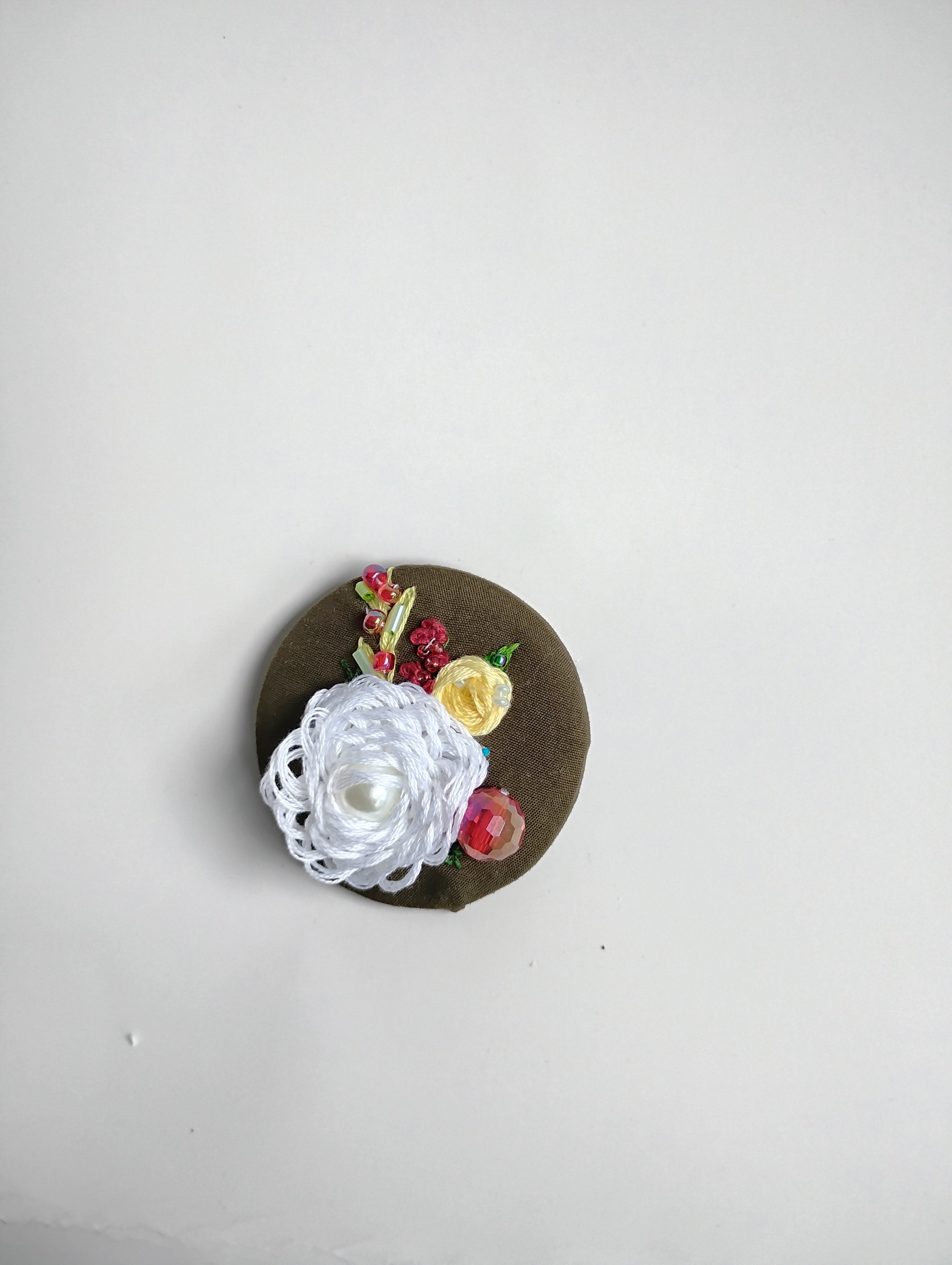 white flower brooch 003- Handcrafted Statement Jewelry
