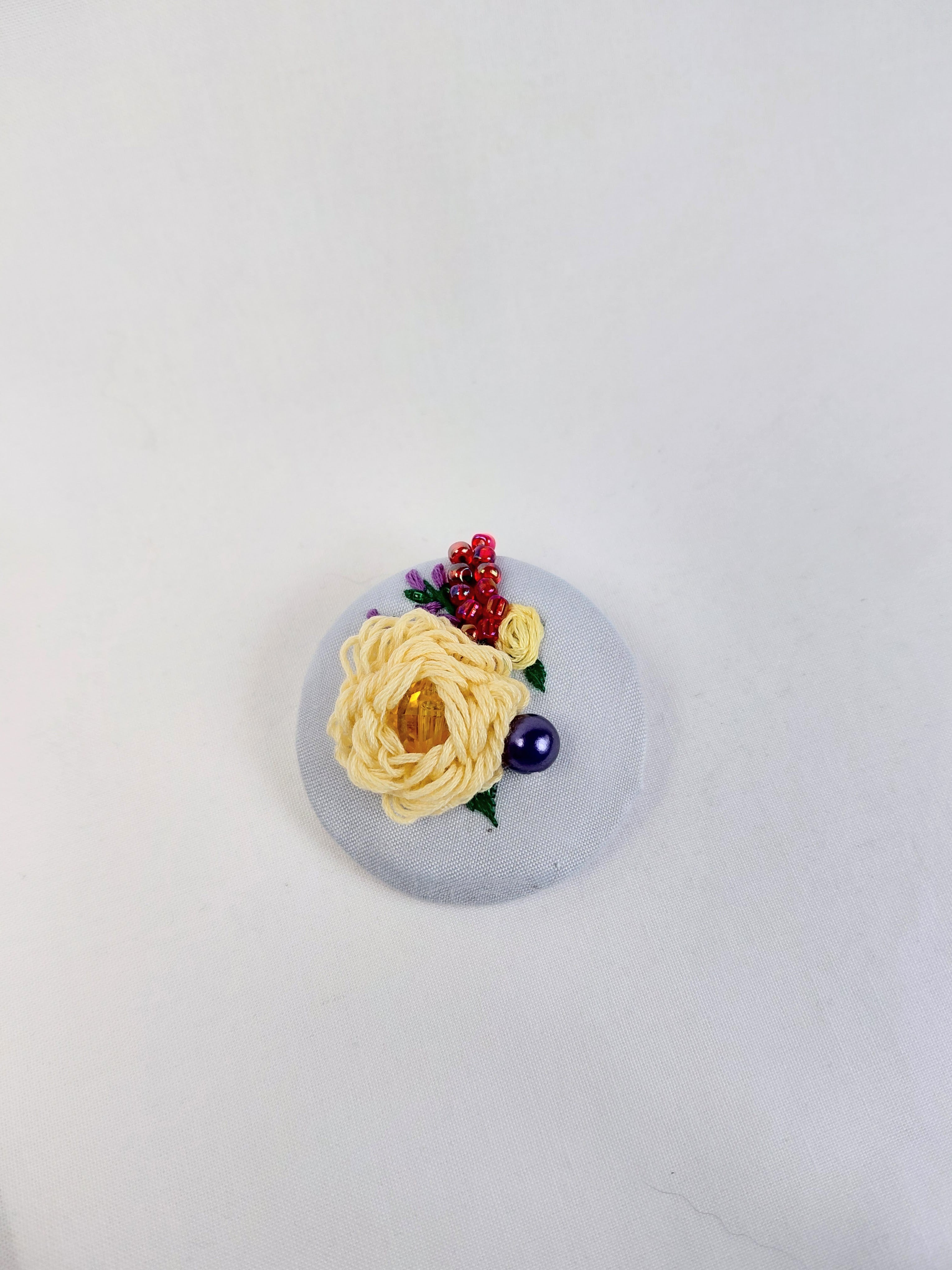 yellow flower brooch 023