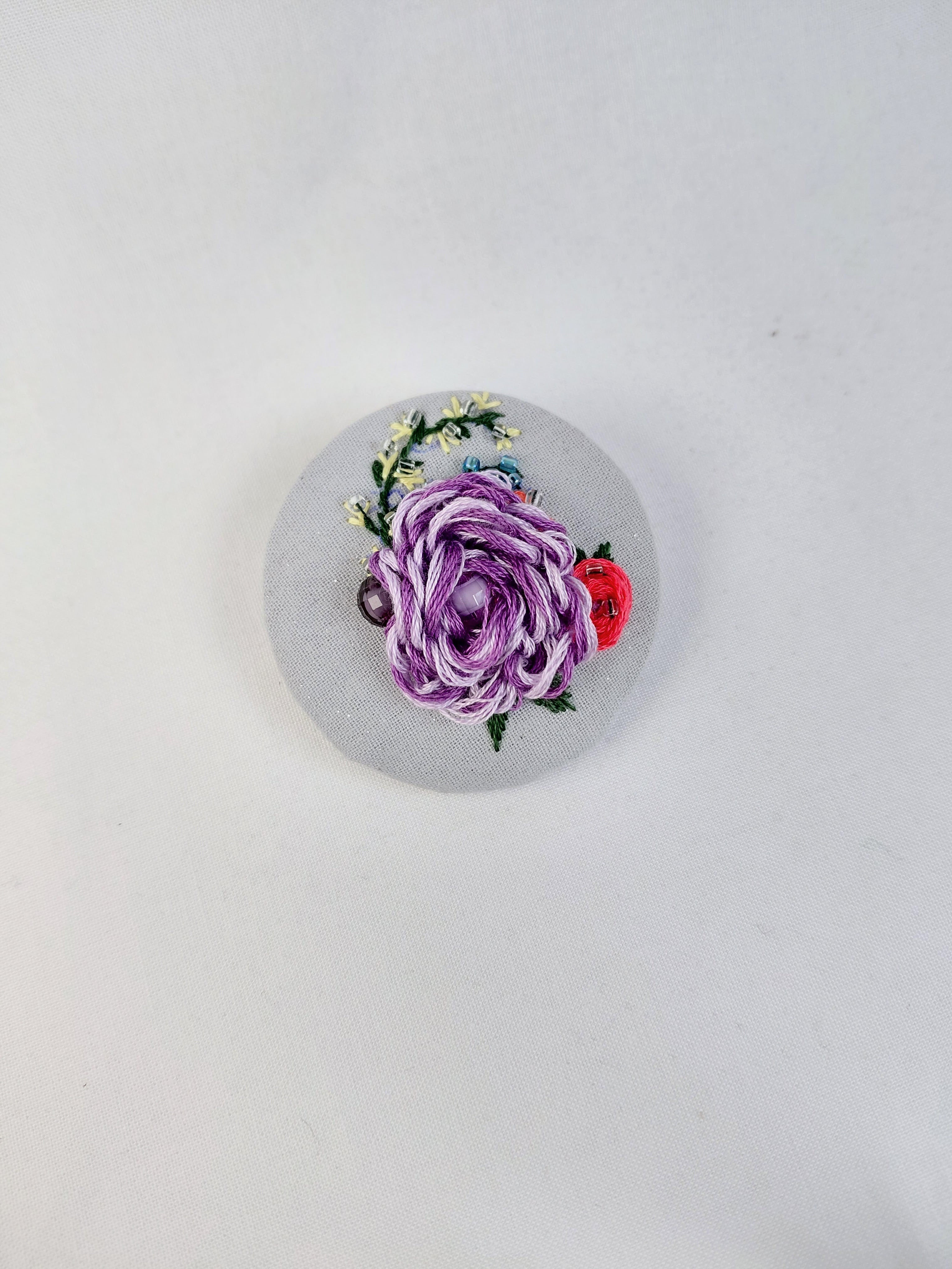 purple flower brooch 019