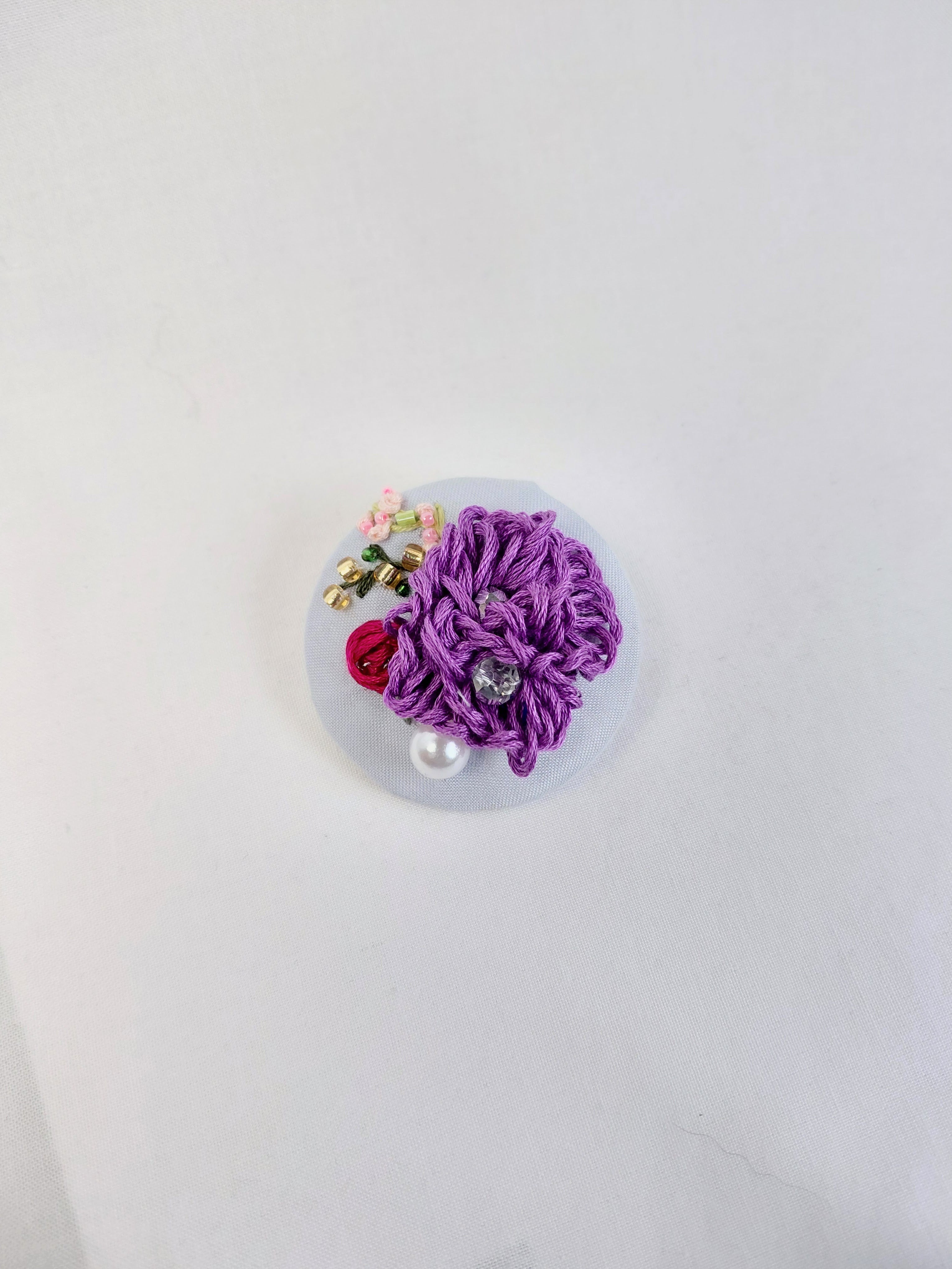 purple flower brooch 026
