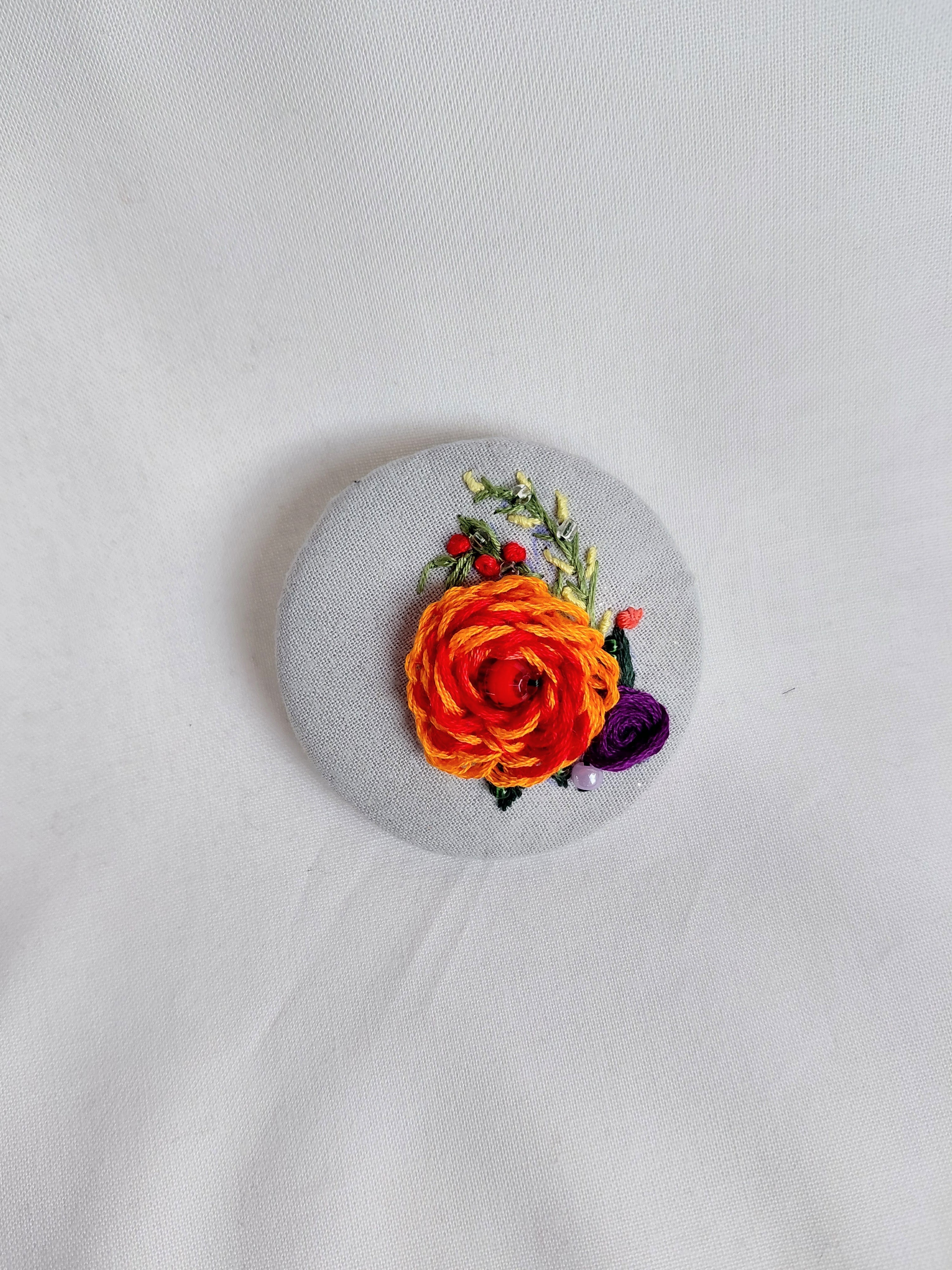 orange flower brooch 019