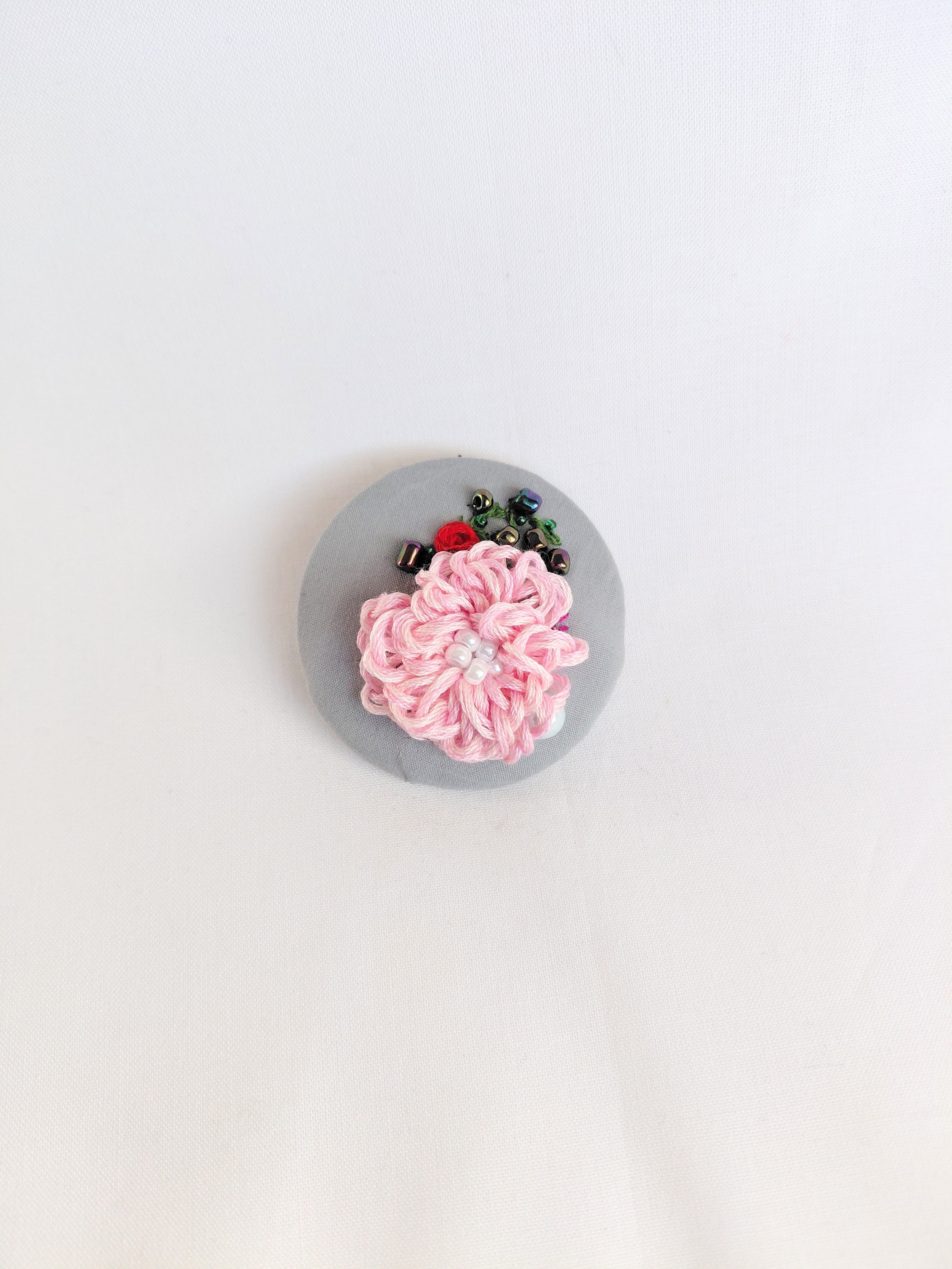 pink flower brooch 027