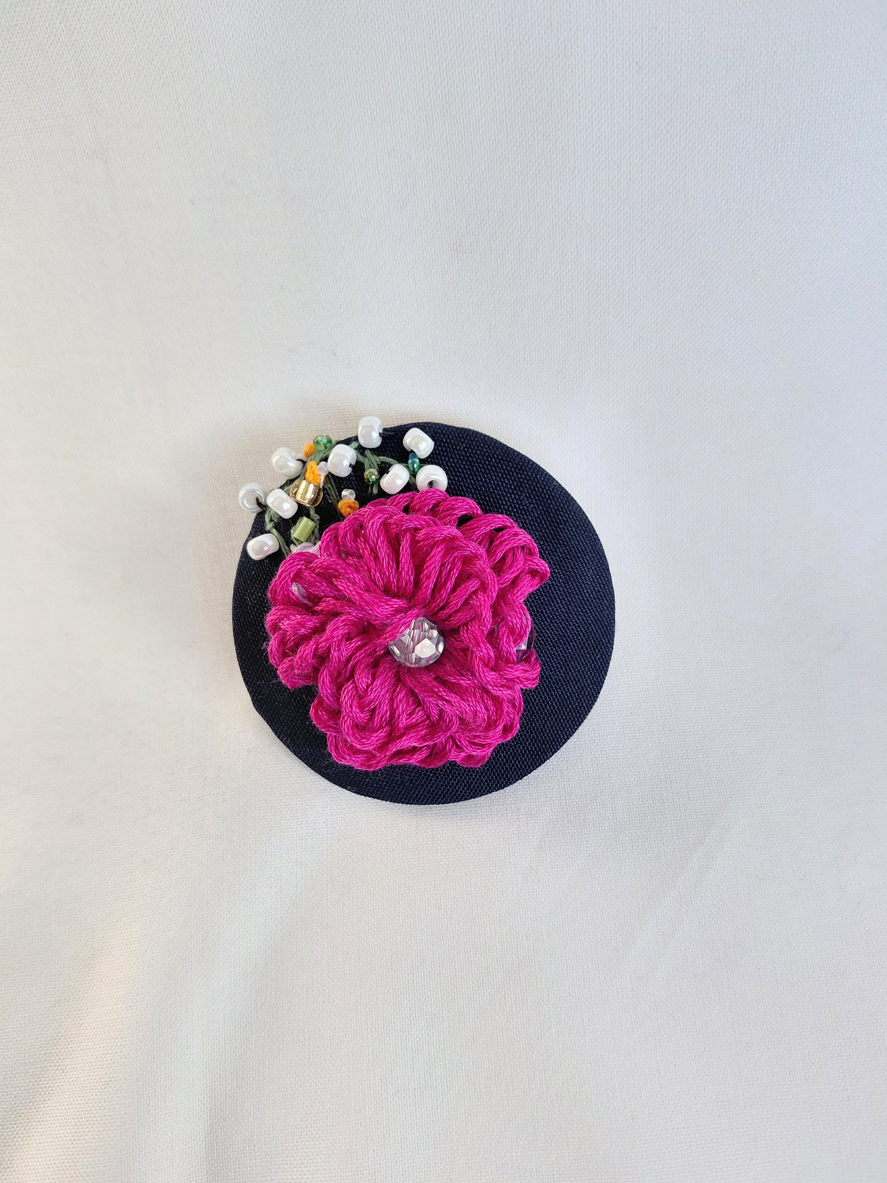 fuschia flower brooch 018