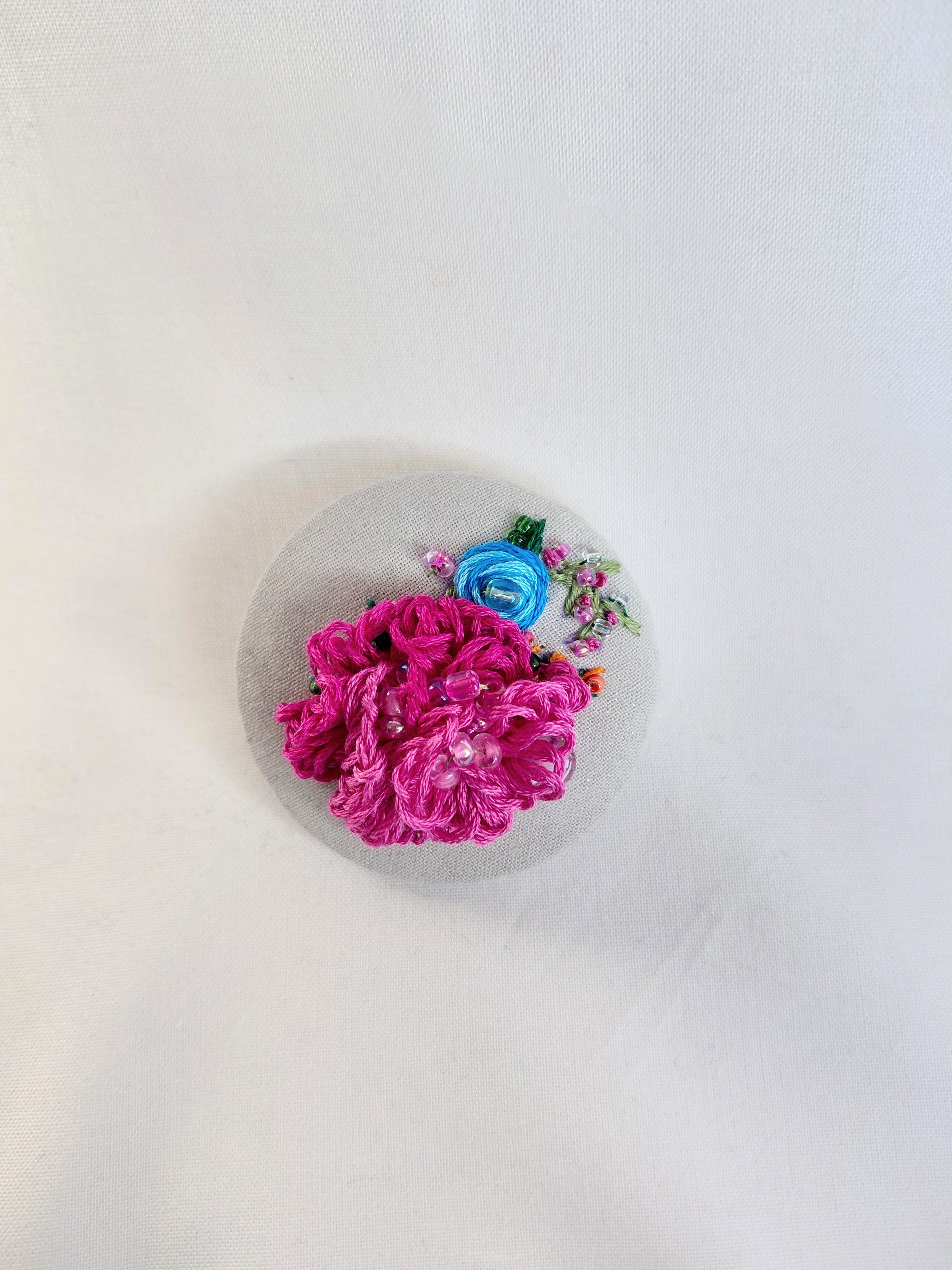 fuschia flower brooch 020