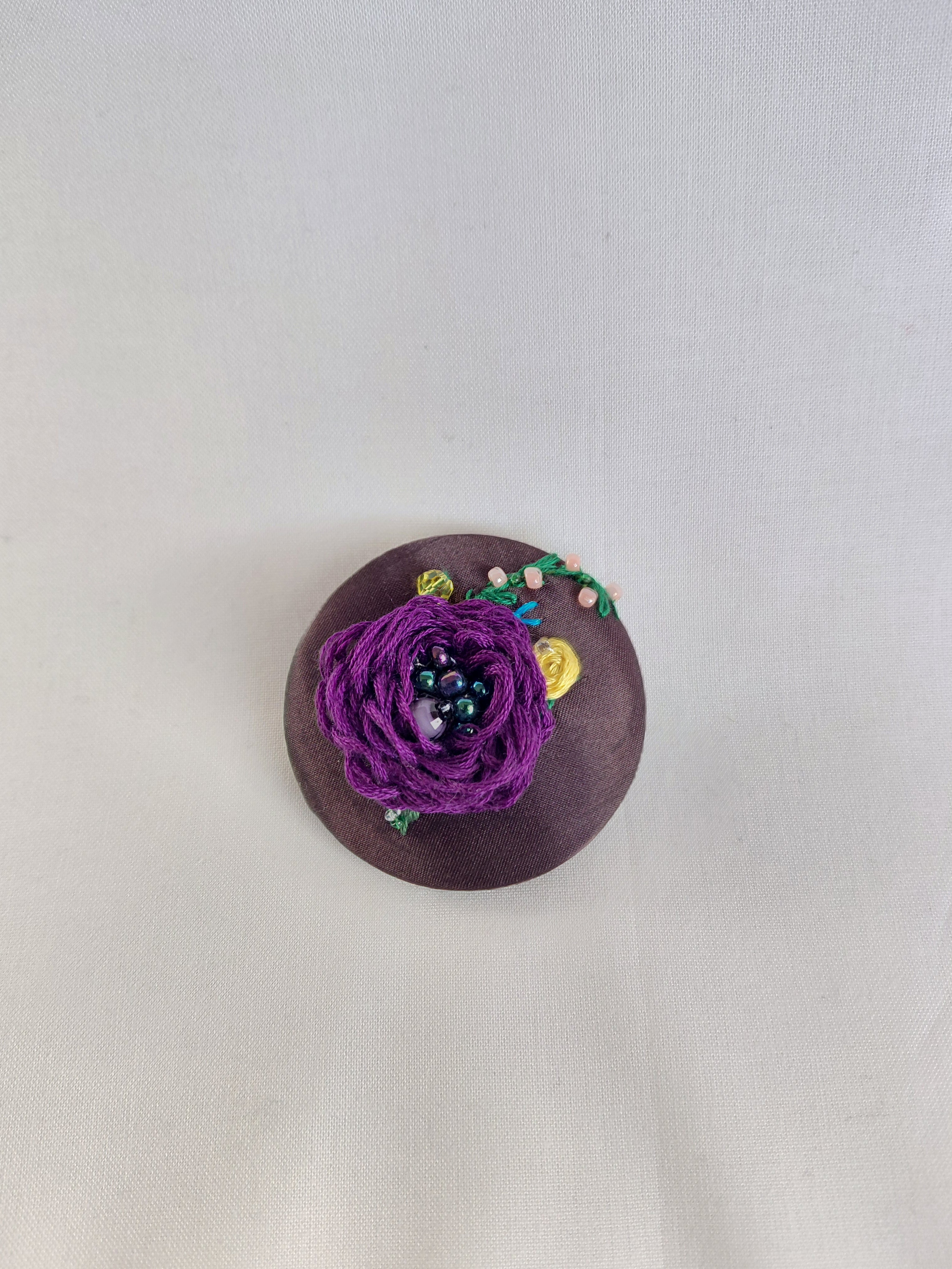 purple flower brooch 040