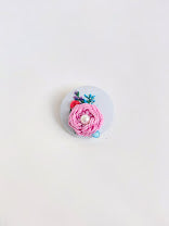 pink flower brooch 043
