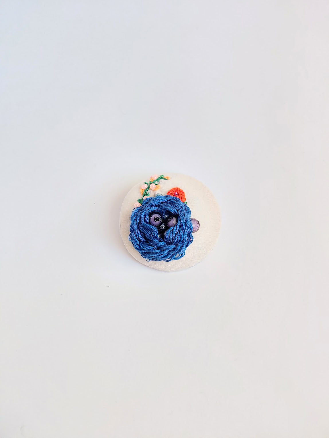 blue flower brooch 065