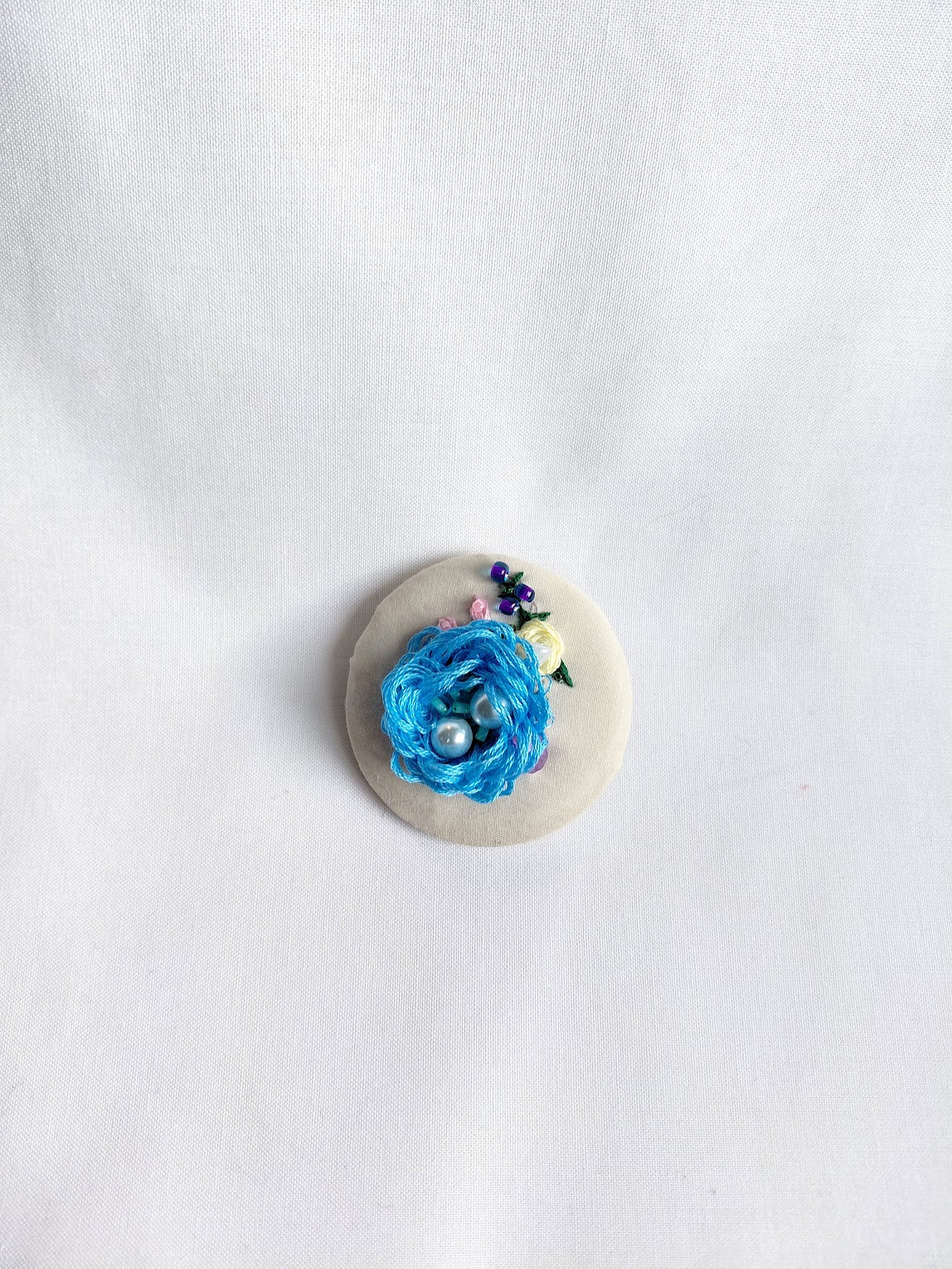 blue flower brooch 069