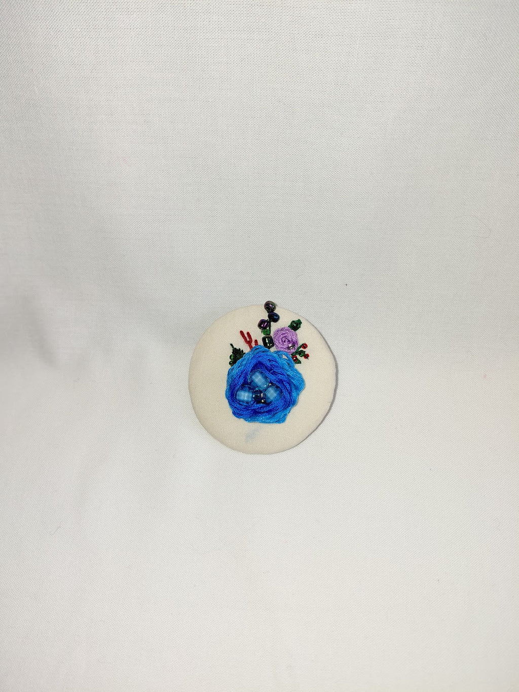 blue flower brooch 081