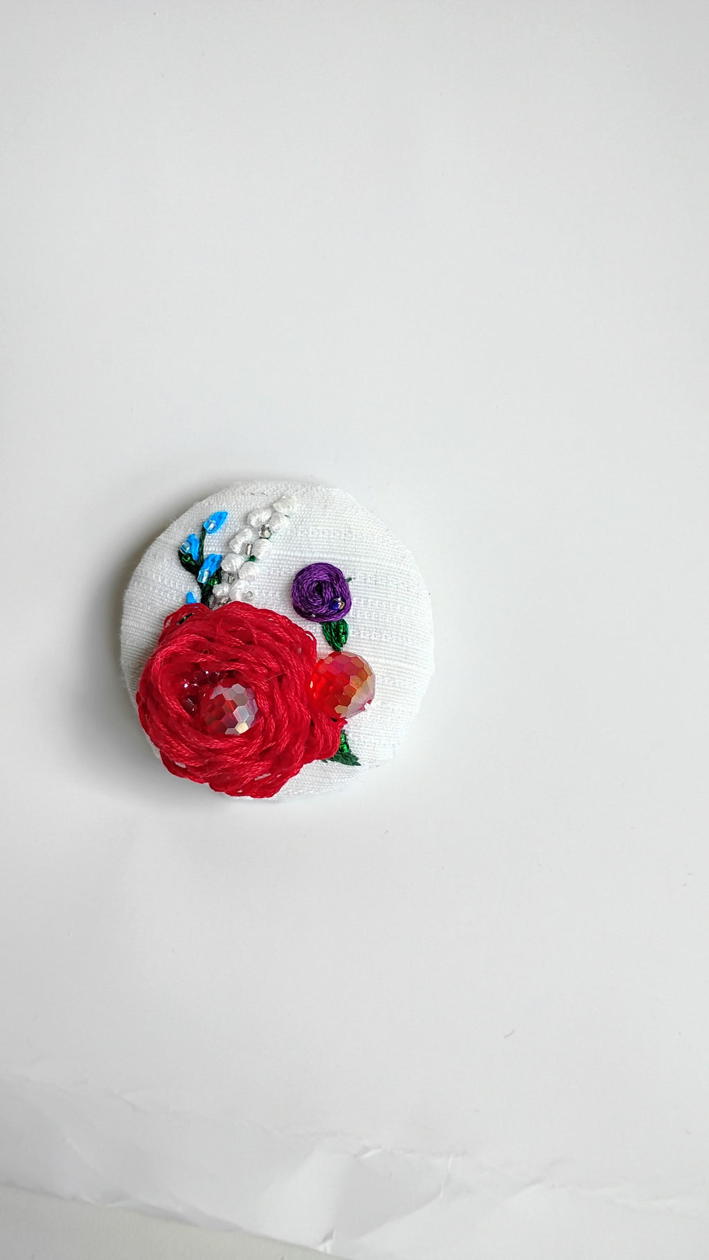 red flower brooch 009